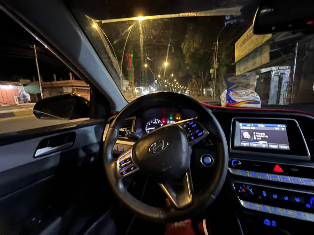 مكفوله ورقم حالين دولي 2018سياره وارد امريكي  ماشيه 115 اريد مراوس بسوناته 2009او 2010 مكفوله  حسب القناعه شباب ***********
