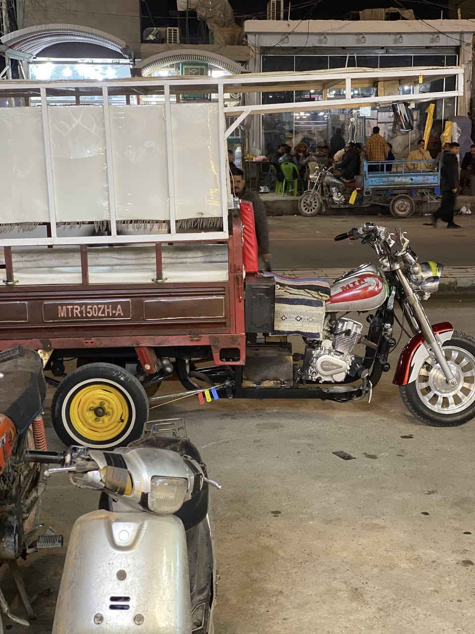 سلام عليكم امتي أر للبيع مكينه جديده 17 كامله ما ذب عليه ربع اصولي أوراق 1900/وهذا رقمي ***********
