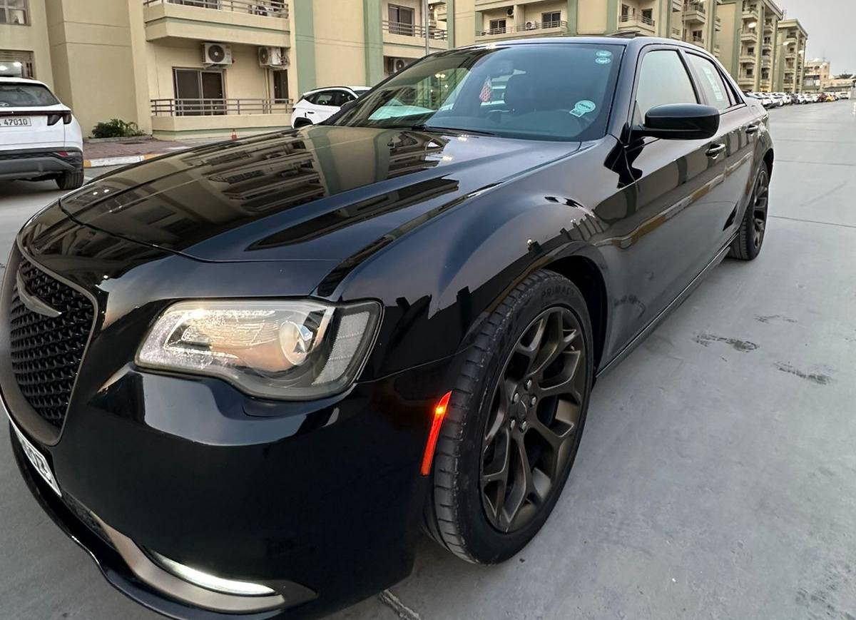 كرايسلر اوباما 300S  2017 اس كولد اصل  سيارة كولد مو عادية المحرك : . v6. 3600.وارد كندي مكفوله كفاله عامه من الصبغ والتبديل والفتح حتى من البارد ودعاميات بشرط
كير محرك بشرط برغي ممفتوح 
ماشية 78 مايل حقيقي بشرط 
رقم دهوك مميز باسمي سنويه جديد هزه فحص جديد تحويل بشرط

💎 ســعــر ✅ ::  الــرد تلقائي📮
 
📍مواصفات الS فول 1/1 
📍بصمة تشغيل 
📍بانوراما 
📍شفتات استيرن 
📍نضام سبورت 🏁
📍كشنات جلد بلاد S
📍 كشنات كهرباء 
📍كشنات تدفئه 
📍تدفئة ستيرن
📍مثبت سرعة 
📍كامرا خلفية 
📍مري جانبي هيتر
📍حساحات 
📍دخول ذكي (بصمه)
📍شاشة كار بلي 

وبعد مواصافات الS المعروفه 
للاستفسار اكثر الاتصال

***********
