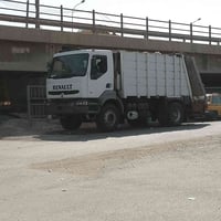 رينو كابسة • شاحنة