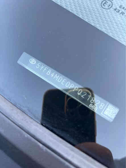 تويوتا كرولا وأرد امريكي للبيع أو مراوس 
موديل 2023 مواصفات LE
ماشية 12 الف فقط 
ضررها بولند وجملغ المامي صبغ بدون دواخل 
مواصفات السيارة 
شاشة كبيرة 
كاميرا خلفي 
رادار امامي 
حساسات خلفي 
بريك بصمة 
تحكم استيرن 
تحديد سرعة 
تترقم شمالي. اربيل. دهوك. سليمانية. 
العنوان. عقرة 

السعر 118 ومجال 
واتساب *********** اكر
