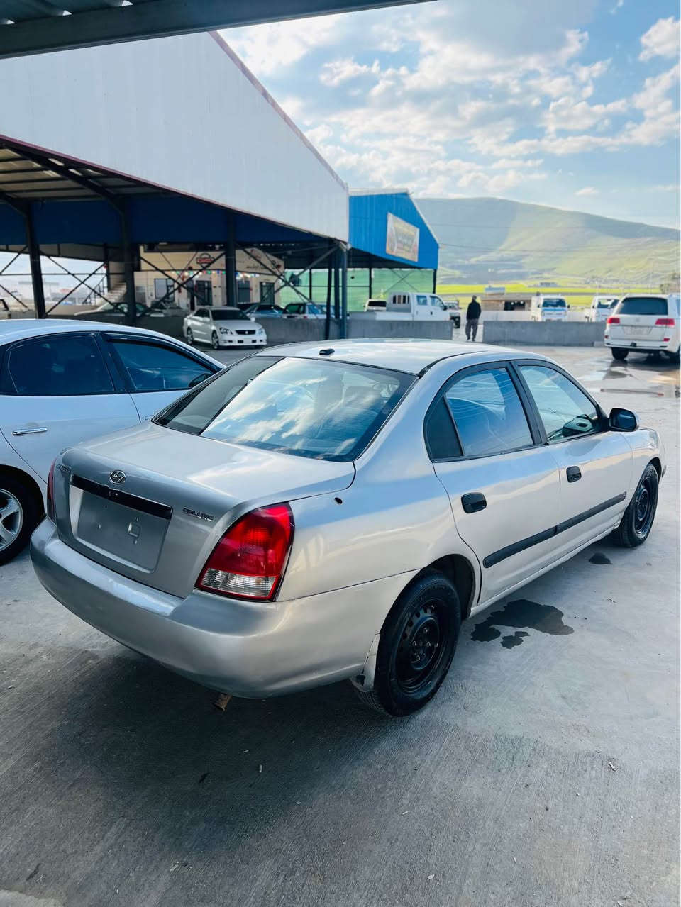 ئۆندا ئەلەن تەرا گێڕ تۆماتیک  سەنەوی لەگەلە  ساقە سەیارەکە گێڕو مەکینەی زۆر پاکە تەقەو ڕەقەی نیە نوقسانی نیە کارەباهیو ناوگێچی هەموی مەزبوتە زۆر پاکو جوانەسەیارەکە سعری ٣٥گەڵا گۆڕینەوەیش دەکەم شوێن سەیسادق
*********** حلبجة, السليمانية
