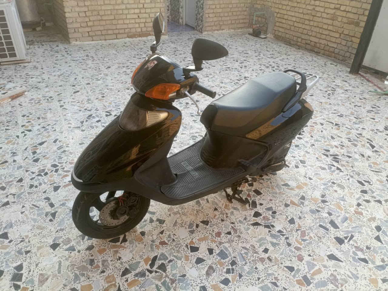 دراجه سبيسي جديده ونظيفه كلش سلف هندر كهربائيات كلهه شغاله  السعر 400 مكان واسط قضاء الحي الشراي يتصل ***********
