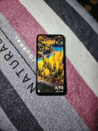 هواوي واي ٩ • ٦٤ • نضيف