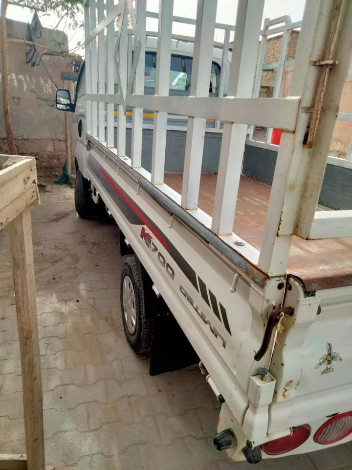 السلام عليكم كيا بنكو نثيه موديل 16 رقم بصره سياره نظيفه كلش مكفوله كفاله عامه سعرها 100 مكان بصره الهارثه رقم صاحب السياره ***********
