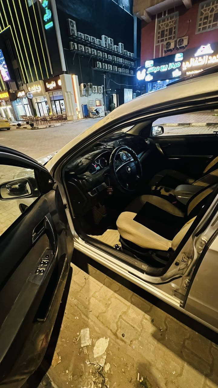 شيفرولية افيو خليجي
الموديل:2015
الممشى :213 الف km
المواصفات: محرك1400مفتوح ,ABC, نوافذ اربعة تحكم كهربائي, شاشة اندرويد, كير عادي ,ويل كب بلادي شركة, بلاجكتور
الضرر: صبغ التكم,تبديل باب خلف السايق ومكانات دحجات
سنوية نافذة 
السعر 60
مكاني النجف
رقم الهاتف متوفر واتساب ***********
