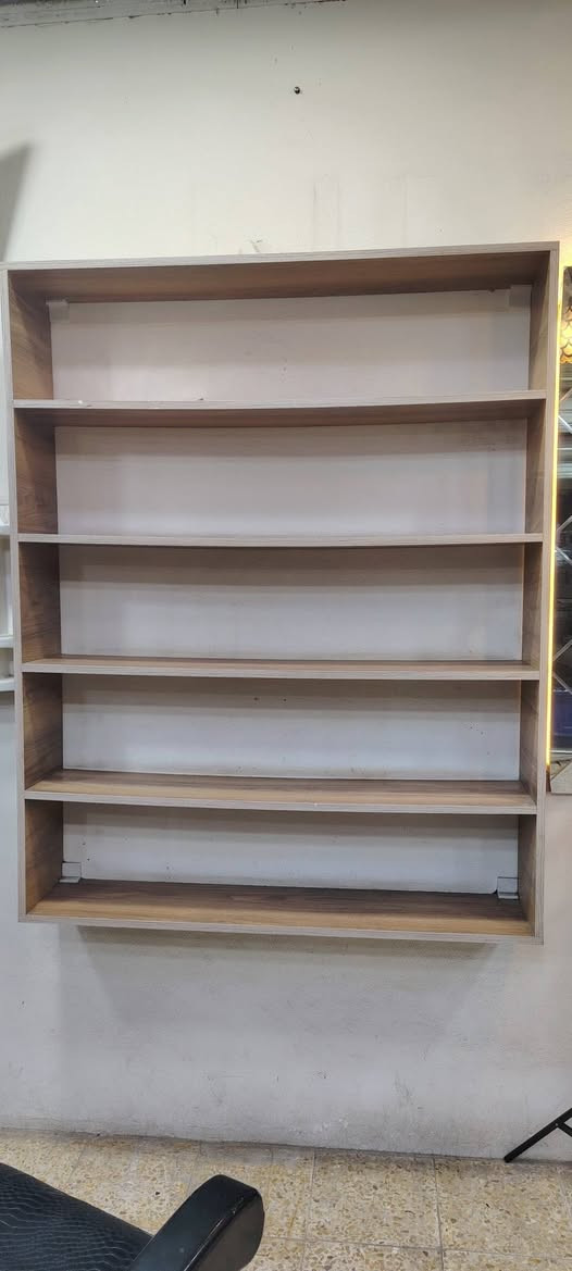 رف ام دي اف للبيع .جديد مابي اي عيب .
السعر 80.وبي مجال


**إذا كنت صاحب هذا الإعلان وتريد حذفه لأي سبب، رجاءا أرسل رسالة إلى الدعم الفني**