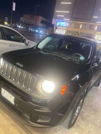 🚗 للبيع جيب رنكيد الموديل: 2017 الممشى: 31 ألف ميل اللون: أسود 📌 الموا...