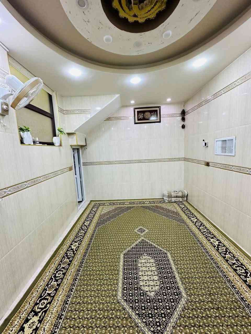 سلام علیکم     
#_خانووی_دووقات بۆ فرۆشتن 
ناونیشان قه زاي ڕزگاری (سموود) 
نزيك حزبي شوعي

◼️ گەڕەکي گه رميان (نزيك حزبي شوعي
◼️كولاني سبكراوه 
◼️ ڕووبەری 5 بە 20 = 100 مەتره 
◼️ريگه پيدانه   ڕووی له خؤري به يانيه 
◼️ فوول مۆدێرن و سەردەمیانە کراوە  
 مواسەفاتەکانی پێکهاتوون لە ،👇

( کامل دەکتی مەرکەزی بۆ کراوە _ مەترو بیست کاشییە  _ دەرگای ئەسڵی بۆ بەکارهێنراوە _ کۆڵانی سبكراوه _ نزیکی مەکتەبە )
✍️ژوورەکانی ئەم خانووه پێکهاتووە لە 👇

◼️قاتي يه كه م پيك هاتوه
🔶 میوان 
🔶 مساعد مطبخ
🔶 هۆڵێک 
🔶 ژوورێکی نوستن
🔶 ڕۆشنایی 
🔶 مشتەمەلات 
قاتي  دووميش وك  قاتي يكمه
دوو ژوري نوستن له گه ل هؤليك
بؤه زانيني نرخي ئه م خانوانه خاليك له كوميند دانه

بؤ زانيارى زياتر پةيوندى بكةن بة يةكيك لةم ژمارانةى خوارةوة👇
📞☎️
***********
***********
