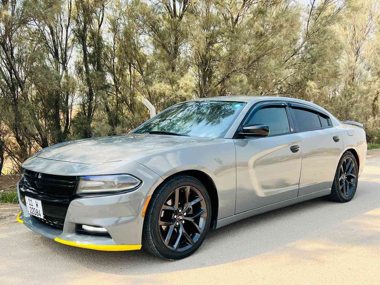 سلام عليكم للبيع جارجر
موديل 2019

رقم بغداد تحويل مباشر 

لون سمنتي مصبوغه حزام 

مكينه 6 سلندر 

مكينه كير صدر كله جديد 

السياره جاهزه من كلشي 

السعر 173 او بيها مجال 

مكاني جسر ديالى تقاتع النهروان 

الاستفسار ***********
