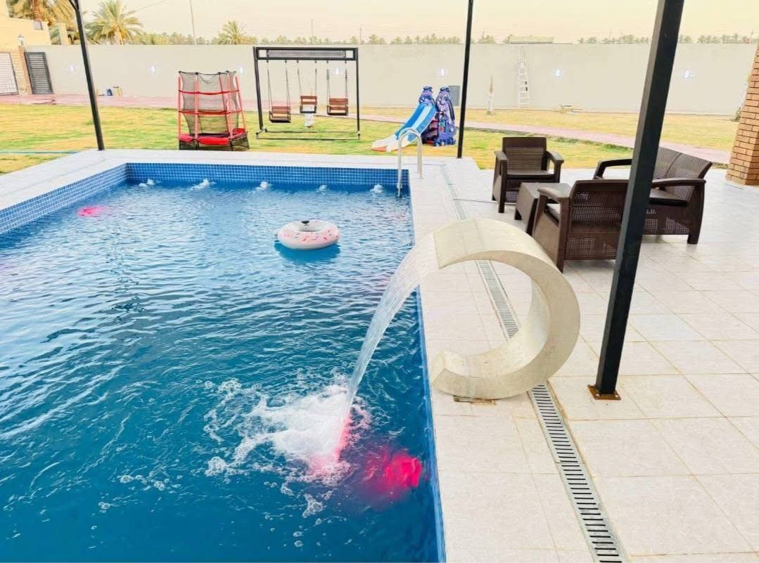 مزرعة رقم (1 ) في منطقة البوعيثة موثقة بتطبيق أجرلي شركة المصطفى للمسابح

السبت / صباحي مسائي
الاحد / صباحي مسائي
الاثنين / صباحي مسائي
الثلاثاء صباحي مسائي
الاربعاء صباحي مسائي
الخميس صباحي مسائي
الجمعة/ صباحي مسائي
للحجز واتساب/ ***********
