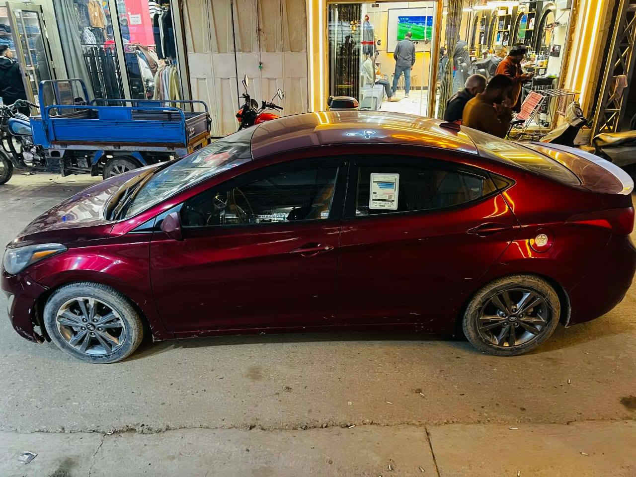 للبيع قسط قسط الناريه 16 بيه بنيد وخشم الجاملغ فقط مقدمة 75الشهر ورقتين السعر الكلي ب***********
