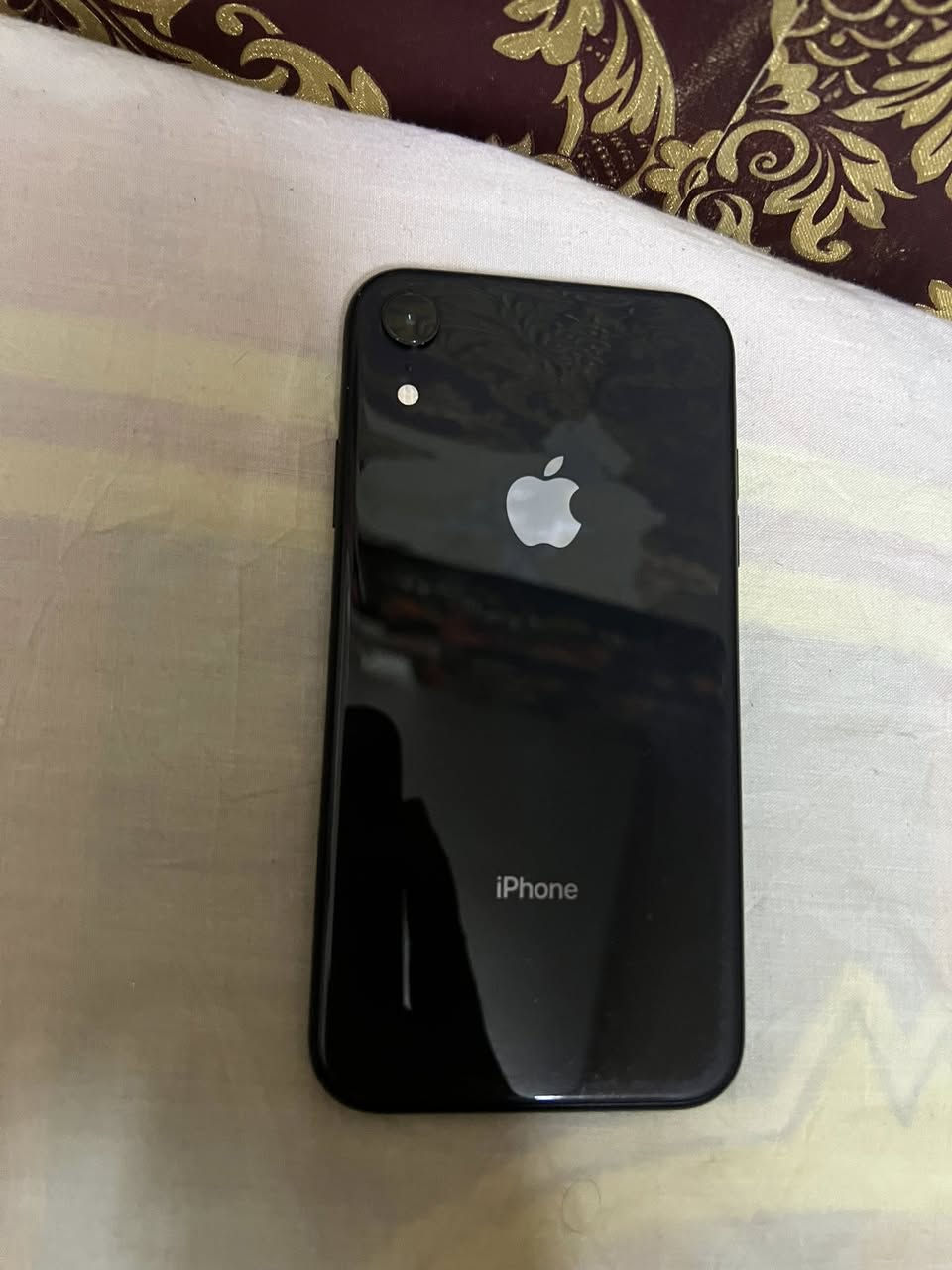 سلام عليكم  ايفون xr جهاز جدا نضيف وقوي ما مفتوح نهائيا وكلشي ممبدل بي بطاريه 77‎%‎ والذاكره 128 
سعر 170 الف وبي مجال 
مكان بغداد يوجود توصيل 
واتساب ***********

