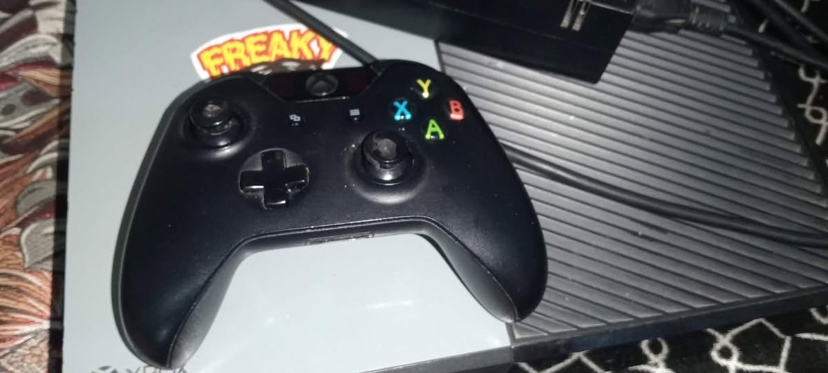 xbox one 💥

jdid mnyta whda jdida ⭐

fih game pass ✨

liysawm malih nbielh


**إذا كنت صاحب هذا الإعلان وتريد حذفه لأي سبب، رجاءا أرسل رسالة إلى الدعم الفني**