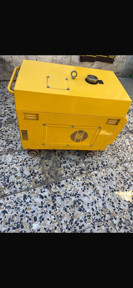 سلام عليكم مولد 30 أمبير جديده برغي ما مفتوح بيهه صالي 3 اشهر من ماخذهه سعره 650 وبيهه مجال مكاني بغداد مدينه الصدر *********** مكلف بلنشر
