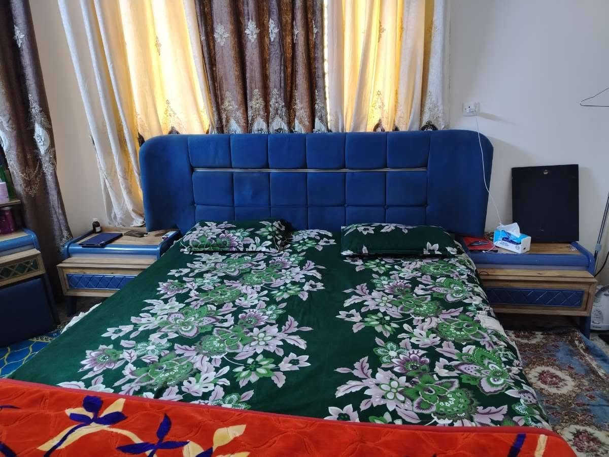 سلام عليكم غرفه 9قطع نضيفه 600 شد وتوصيل مجاني بغداد ***********
