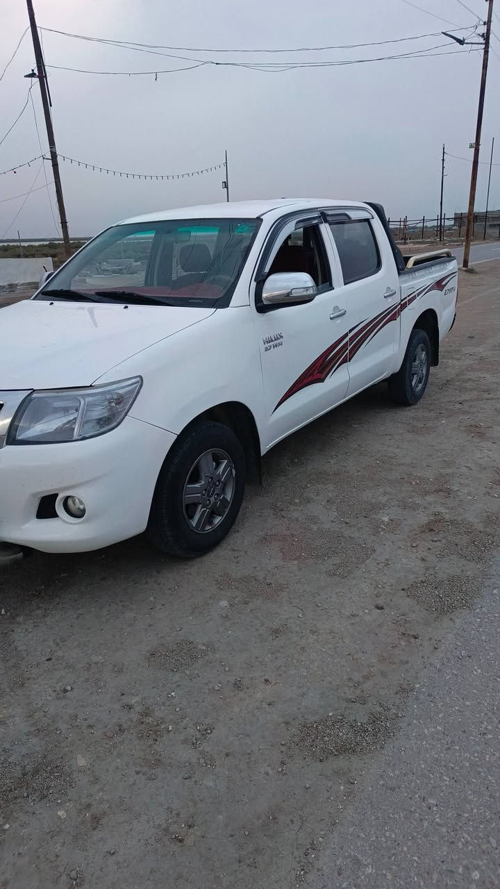 سلام عليكم 2014تماتيك بسمي سنويه لل2029السياره جاهزه من حداده تخم تاير تبريد دوشمه الف ماتخسر عليها السياره ضربته قماره كير مكينه كفاله اتصل وبلخدمه ***********
