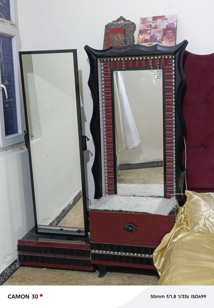 غرفه تركي ٨ سعره ٦٠٠بيه مجال *********** ستفسار عله هاذا رقم
