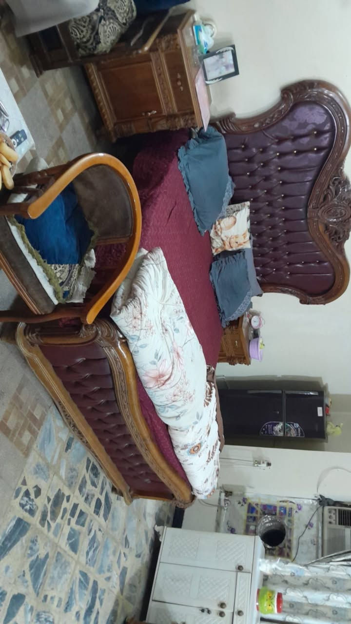 السلام عليكم
غرفه زان ثقيل نضيفه السعر مليونين
مكان الغرفه بغداد الصحه
للاستفسار***********
