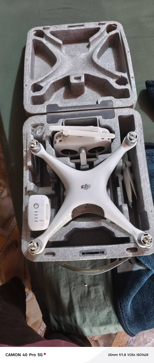 سلام البيع متاح فانتوم فور برو بلاس 
معاها 1 بطاريات 
مخرج Hd  بس بطاريه تعبانه دروك جديد علا وضع شركه
تسجيل لحد  أو مراوس مراوس ترهم  بشاوم fimi x8 tele max


**إذا كنت صاحب هذا الإعلان وتريد حذفه لأي سبب، رجاءا أرسل رسالة إلى الدعم الفني**