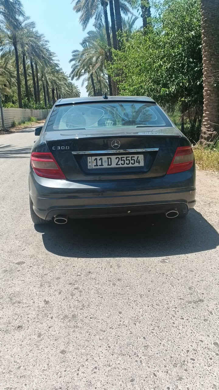 مارسدس c300 2011 خليجي  للبيع 
محرك 6 ابو العقل الفوك المرغوب
كير محرك تبريد صدر امامي خلفي كله جاهز سيارة متعوب عليهه جاهزة من كلشي 
بيه صبغ ٣ قطع ابيعلك احزام بدون ضربه السيارة 
      السعر 135 وبيه مجال
***********
