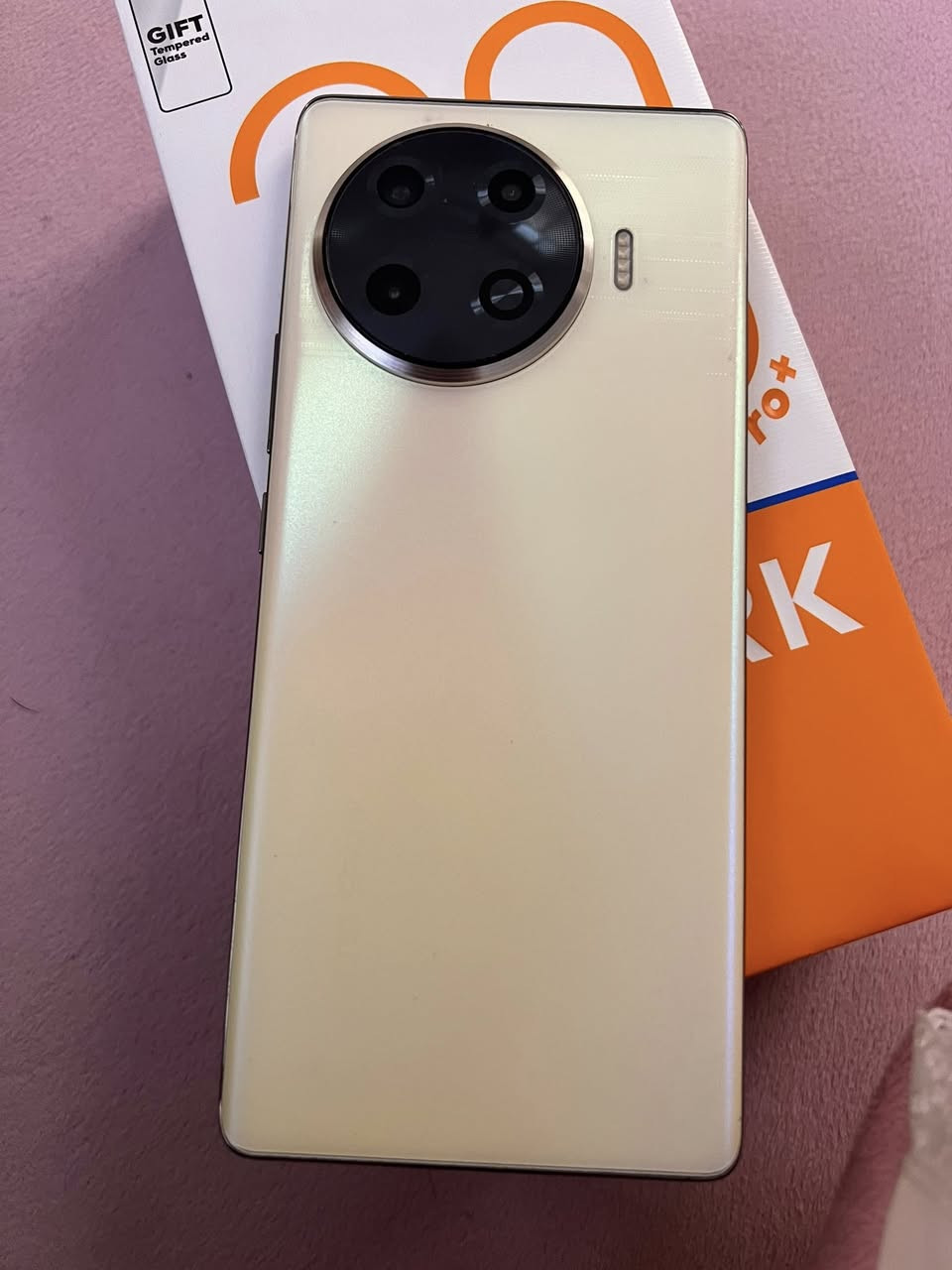 تكنو سبارك برو بلاس 
للبيع نضيف كلش مع ملحقاته الاصليه 
ذاكره ٢٥٦ 
كامرا ١٠٨ ميكا 
شحنه كلش زين 
مكاني شعب قرب سيطره شعب 
***********
سعر ١٧٠
