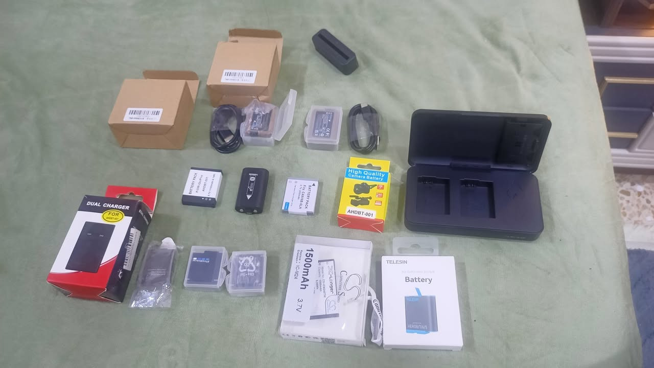 بطاريات وشاحنات مال كامرات للبيع 
السعر 15 الف 
متوفر توصيل جميع محافظات


**إذا كنت صاحب هذا الإعلان وتريد حذفه لأي سبب، رجاءا أرسل رسالة إلى الدعم الفني**