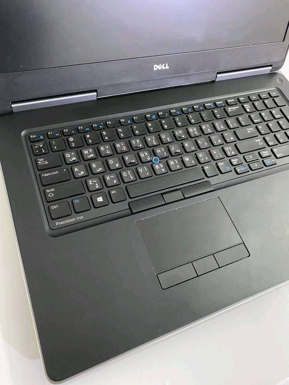 لابتوب DELL Precision 7720
لابتوب يجمع بين القوة والاناقه والسعر التنافسي ✨💫

المعالج : core i7 الجيل السادس فئة HQ

كرت الشاشة الخارجي: 8 كيكا انفيديا P4000 
كرت الشاشة الداخلي: 8 كيكا 

الرام: 16 كيكا DDR4 سلاسة عالية 🏎

الهارد: 512 كيكا SSD M.2 أداء خرافي واقلاع سريع🗄

الشاشة: حجم كبير  17.3 انش دقة خرافية FHD 🖥

الجهاز قابل للتطوير (رام أو هارد ) 🔧
الجهاز قابل لتشغيل جميع انواع الألعاب مثل 
GTA5
Forza 5
Euro track simulator 

والبرامج الهندسية مثل 
Blender 
AutoCAD 
وغيرها الكثير من البرامج الهندسية
والبرامج الخاصة بالبرمجة مثل 
Visual studio 
Unity
Unreal engine 


 اللابتوب يحتوي على جميع التطبيقات الأساسية ✨
برامج الأوفيس مفعله 💫

مع هدايا
ماوس وماوس باد لسهولة الاستخدام 🖱️ 
جنطة لسهولة التنقل 💼
شاحن اصلي 🔌

الضمانات: 
ضمان فحص كامل قبل الاستلام والدفع 💳

ضمان اسبوع كامل 💯
.......................
يتوفر توصيل لجميع المحافظات 🚗

السعر: 569 الف دينار !🆕!

للاستفسار: ***********