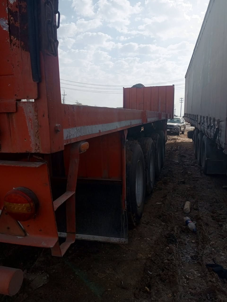 عربانة عمل بغداد شاصي 16 دناكير 14 طول 12ونص تخم تاير عربانة جاهزة بلشغل ومكفولة مكان العمارة ***********
