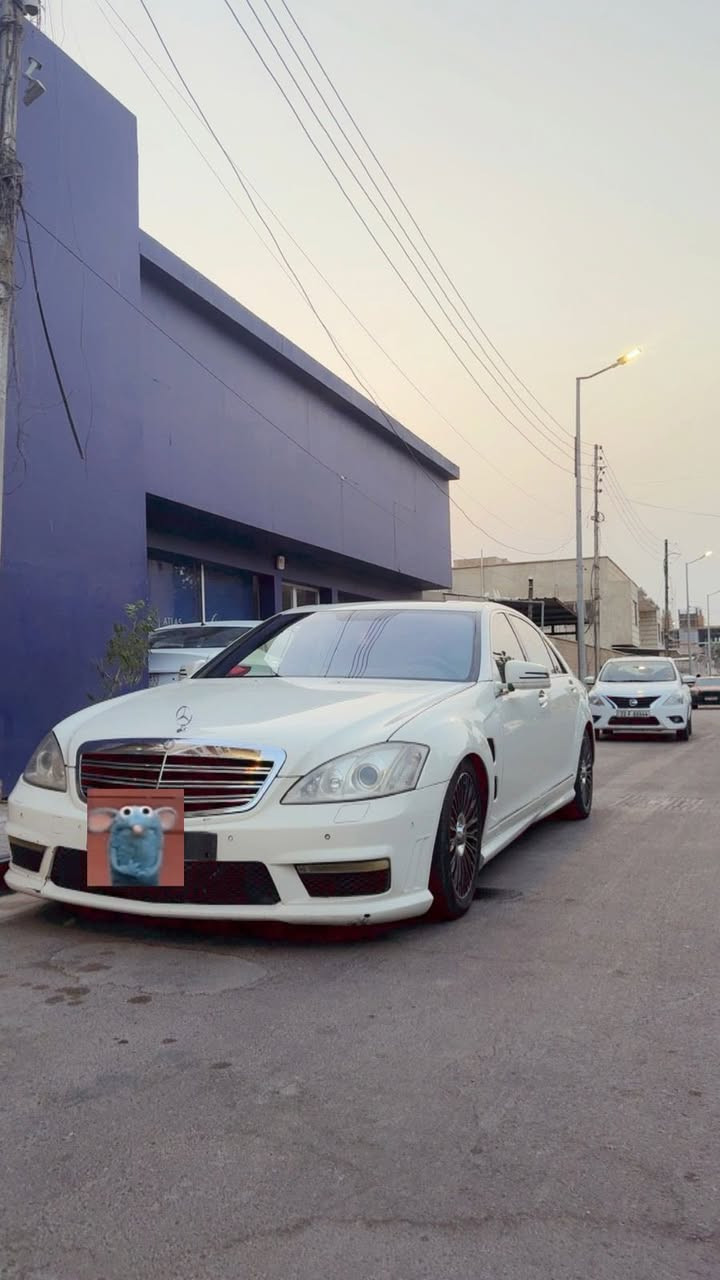 سلام عليكم مارسيدس كفاله من لكص وضربه وزلغ سعرها 80 وبيها مجال للاتصال *********** والمواصفات خابر على رقم اذا شراي خابرني مكانها بصره
