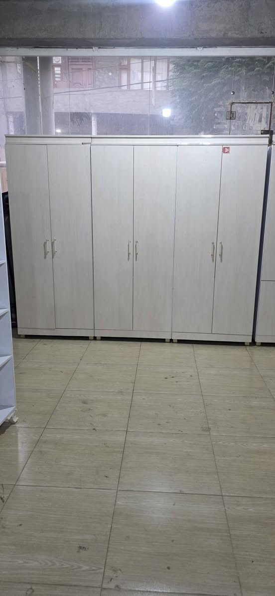 أغراض مستخدمة لي بيع كل نضيف لي سعر اتصل عنوان سليماني سه رجنار قريب من محطة كهرباء يم مسجد مشخلان   .... *********** بي واتساب
