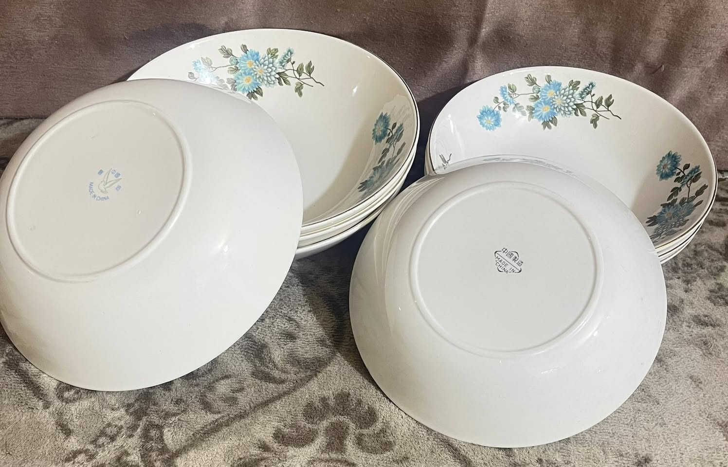 (٨) الفيات مورد صيني بقياسين ختم ابو الطير استيراد الاسواق المركزيه غير مستخدم (٤) قياس القطر ٢٤ سم والعمق ٩ سم و(٤) قياس القطر ٢٢ سم والعمق ٧ سم السعر خاص لطفاً يوجد توصيل لكل محافظاتنا الحبيبه


**إذا كنت صاحب هذا الإعلان وتريد حذفه لأي سبب، رجاءا أرسل رسالة إلى الدعم الفني**