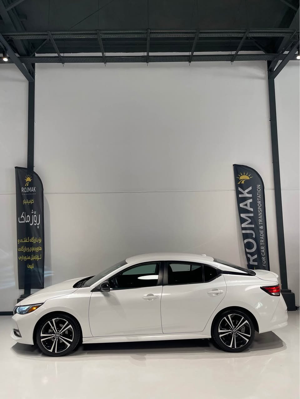 Nissan Sentra 2023 SR
پێش و پشتی کەپسە — بۆنیت و جاملخ بۆیاخە
بە بێ ناوگرتن - شانسی و بەدەن  و بەطانە بەشەرت
ئێرباگی تەقیوەو سستم کراوەتەوە - گێڕ و مەکینە بەشەرت
٤٠ هەزار مایل ڕۆشتووە - ڕەقەم سلێمانیە - 
تحویل غرامە بەشەرت - شوێن سلێمانی کۆمپنانیای ڕۆژماک
 
‏3N1AB8DV8PY272298

***********
***********

نیسان سینترا مودیل ٢٠٢٣ مواصفات اس ار
بجم کبس - بونیت جاملخ صبوغ بدون دواخل
شانسی بدن بطانە بشرط - ارباکات طاک سستم بلادی
ماشیە ٤٠ الف میل - کیر مکینە بشرط — رقم سلیمانیە
 تحویل غرامە بشرط - مکان سلیمانیە 

‏3N1AB8DV8PY272298

***********
*********** السليمانية, العراق
