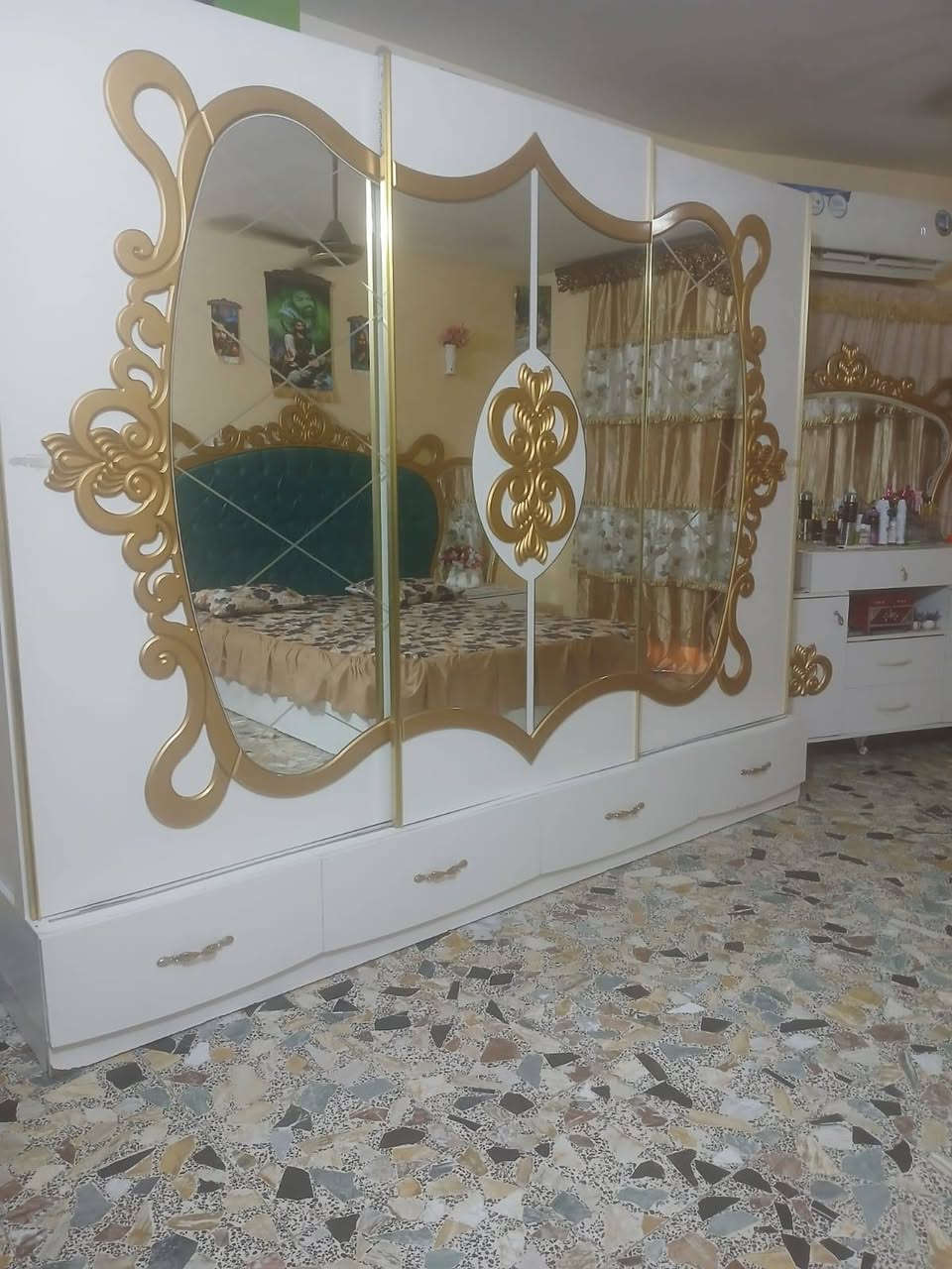 السلام عليكم
غرفه تركيه للبيع
السعر 800 وبيها مجال
العنوان الحبيبه


**إذا كنت صاحب هذا الإعلان وتريد حذفه لأي سبب، رجاءا أرسل رسالة إلى الدعم الفني**