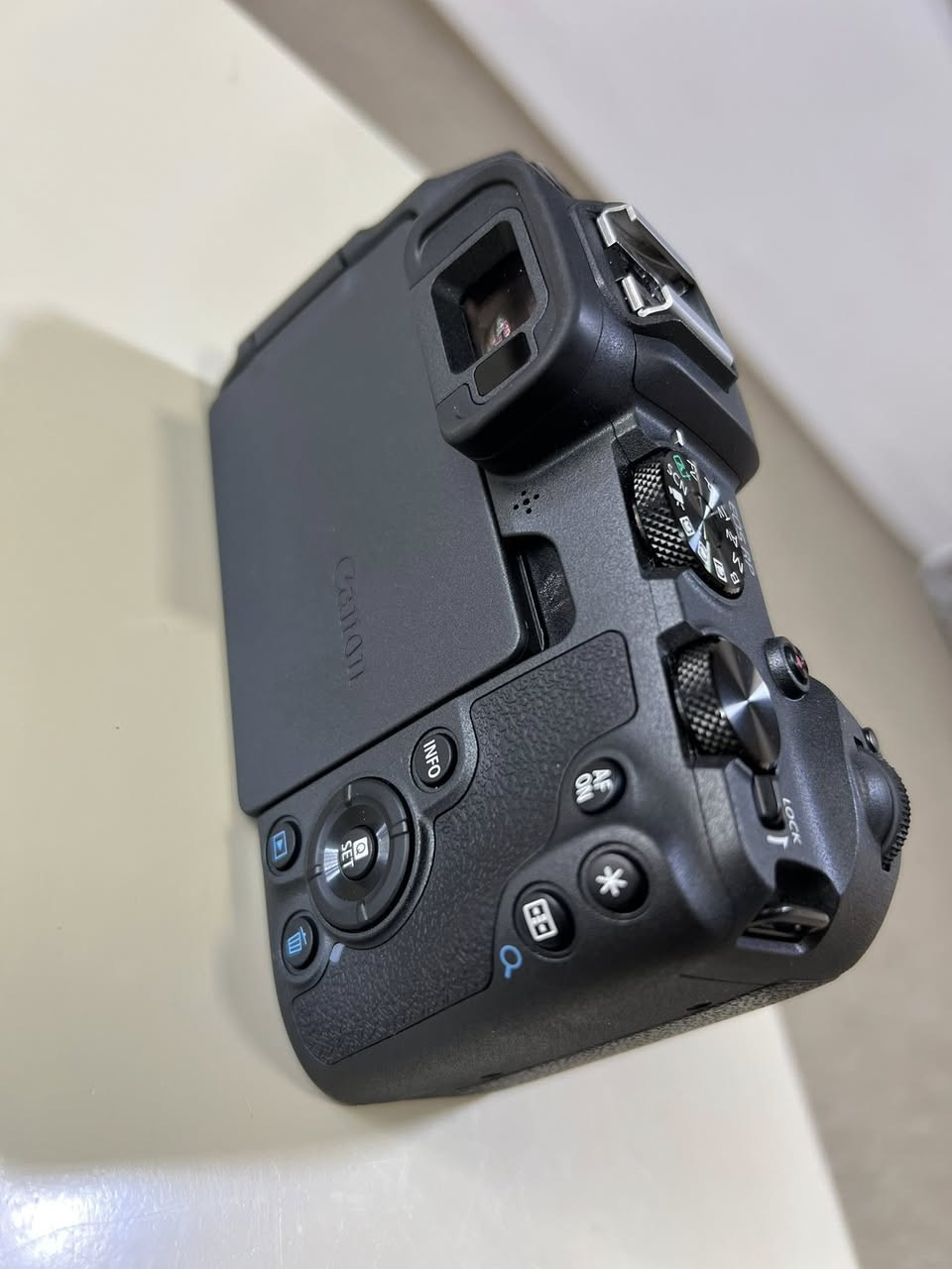 للبيع او تراوس
Canon EOS rp


**إذا كنت صاحب هذا الإعلان وتريد حذفه لأي سبب، رجاءا أرسل رسالة إلى الدعم الفني**