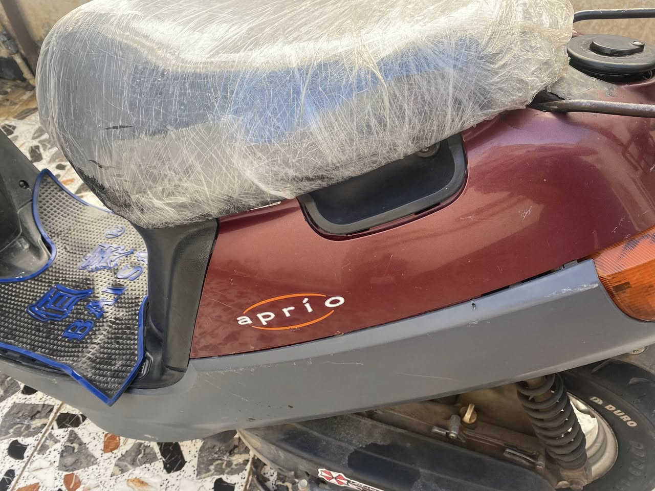 السلام عليكم دراجه بتره مامفتوحه فحص وين مايعجبك السعر 375بيه مجال بيه وصل مال حاويه الي يريده يراسني ***********
