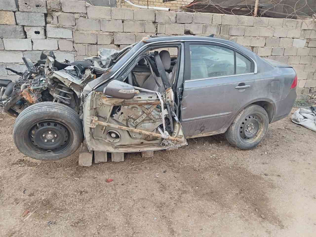 السلام عليكم سياره اوبتيما 2009الضربه مثل ما موضح بصوره رقم بغداد خصوصي الماني السعر 23رقم للاستفسار***********
