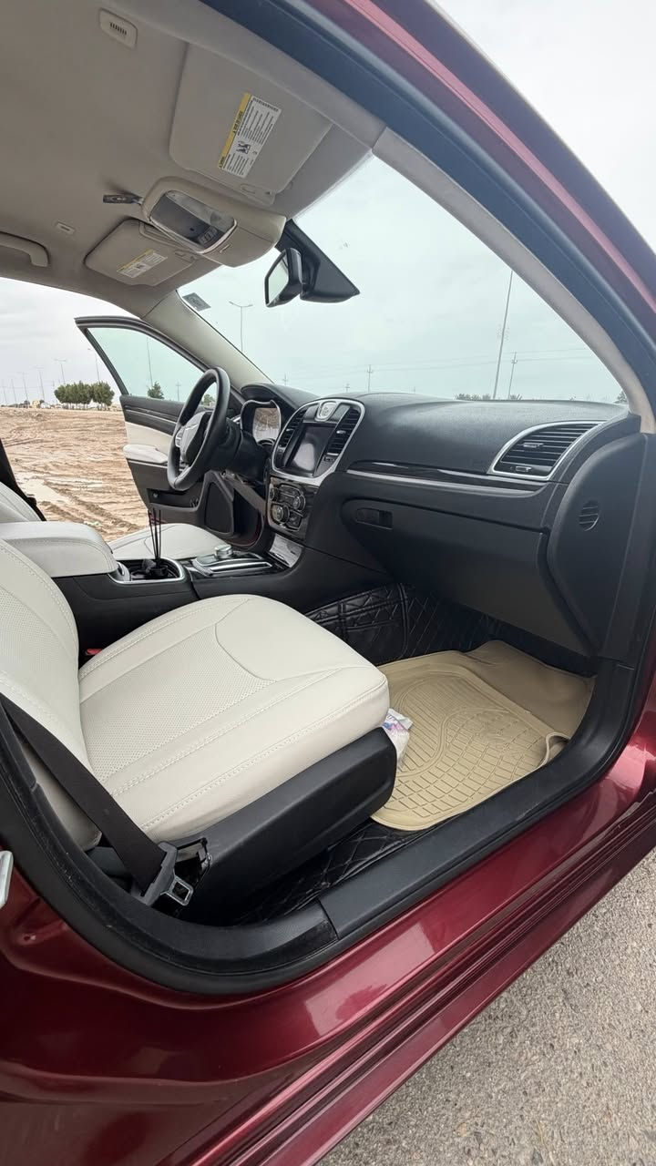 سلام عليكم عليكم اوبامه البيع ٢٠١٨ اصل اصل وارد امريكي حادث جاملغ وبنيد صور الحادث موجوده بل منشور 
رقم بغداد الدولي بسمي سنويه ٢٧
مواصفات عادي 
شاشه كار بلي تعرض
تخم تاير + ويل مكسيكي جديد 
كير مكينه حداده اكسل كارتون 
داخل مطعم ابيض 
السياره جديده ونقص برغي ما بيه كله عله فحص 
مكان السياره بصره القرنه ***********
سعر ٢٢٥ وبيه مجال
