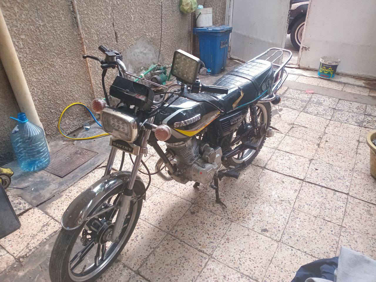 السلام عليكم من رخصت مدير الكروب
إيراني 5 كير مديل 2020 ( للمعلومه) أوراق ثنين استنساخ كهربائيات كامله  نقص كابريتر وشخاطه سلف وبراغي قبق المكينه مكطوعات كفاله سرقه وعشاير مدينه الصدر *********** سعر 450 وبيهه مجال
