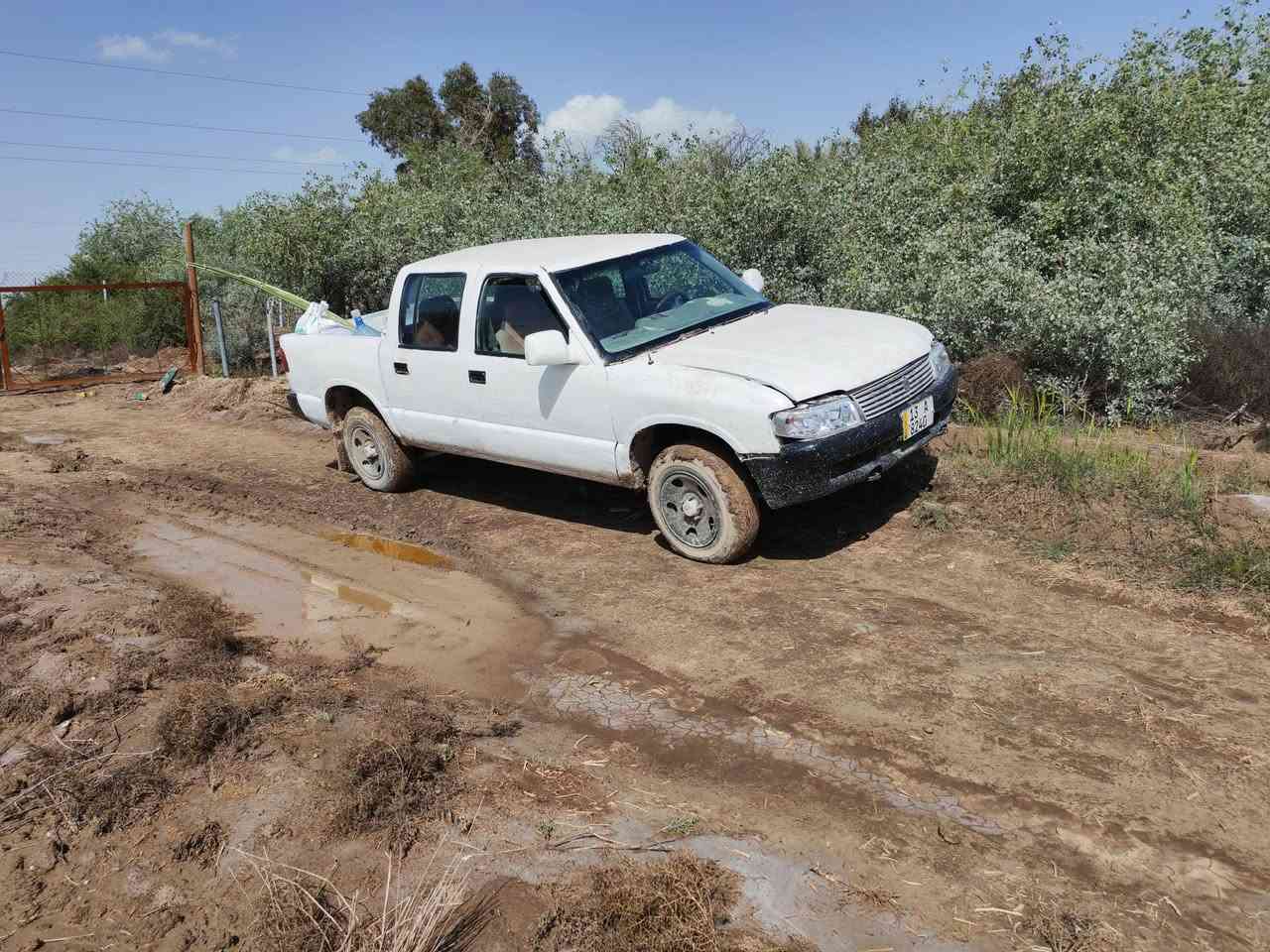 السلام عليكم
بيكم للبيع امريكي موديل ١٩٩٩ بسمي سنويه لل ٢٩ رقم انكليزي ميسان محرك ياباني  ثري واي كير محرك مكفول مكان ميسان السعر ٢٨ ورقه. الاتصال ***********
