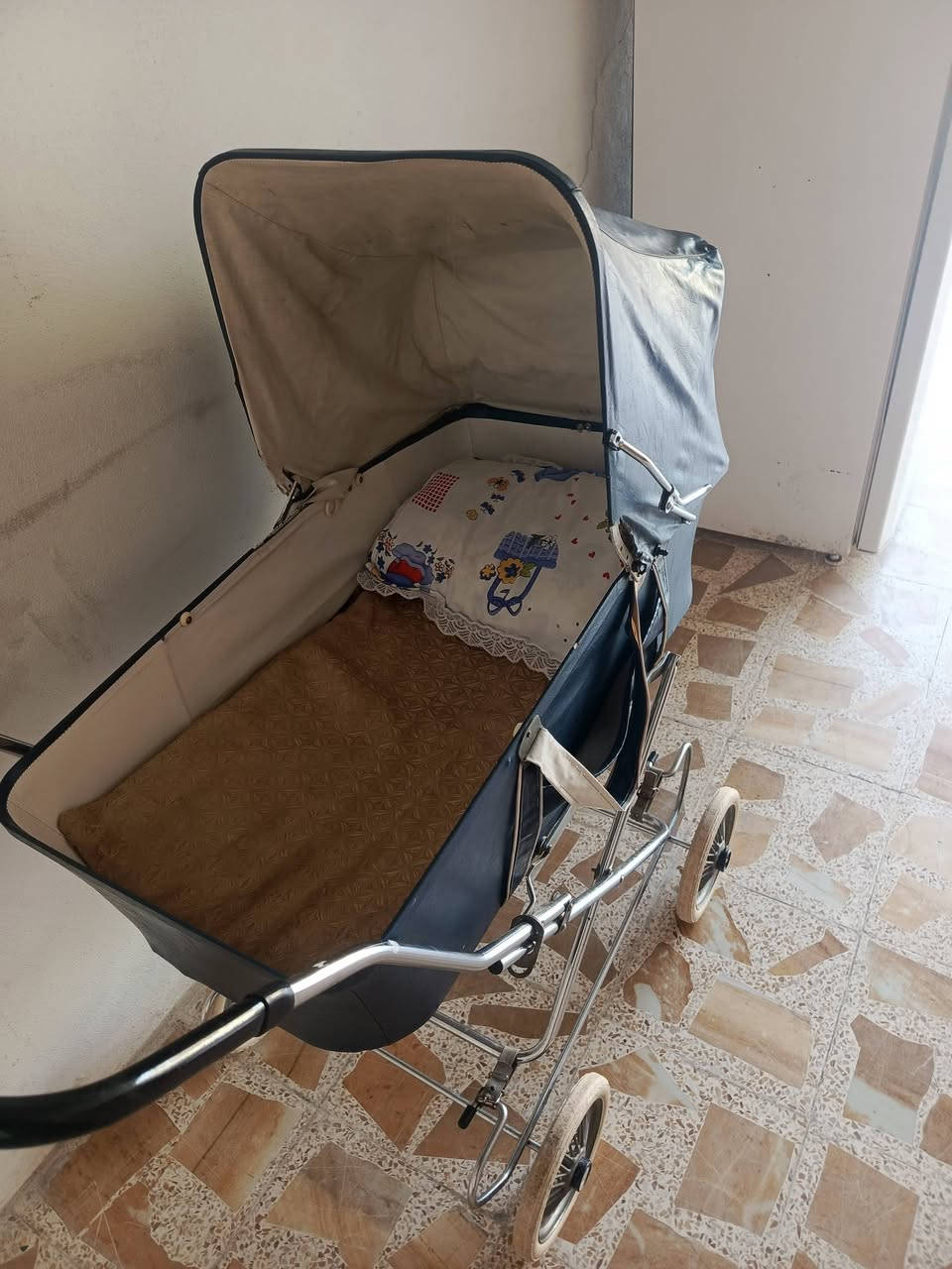 عربانه اطفال ماركه مال باله ستيل وفافون مع دوشك ومخده وتهز الطفل سعر 50


**إذا كنت صاحب هذا الإعلان وتريد حذفه لأي سبب، رجاءا أرسل رسالة إلى الدعم الفني**