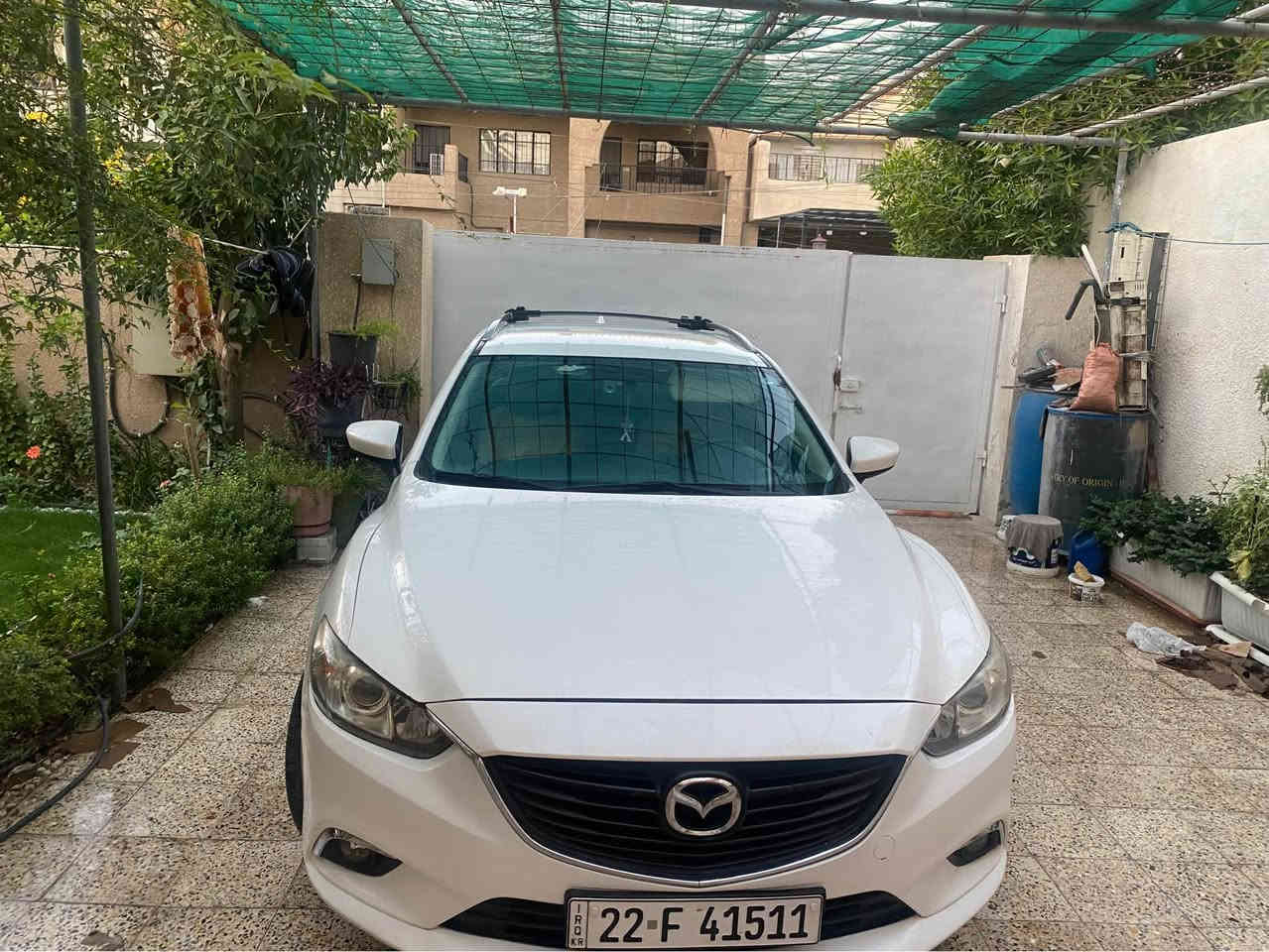سلام عليكم 
للبيع او المراوس بموديل اقل
مازدا زوم 6 موديل 2015 رقم اربيل باسمي خليجي محرك 2000 ستيشن لون ابيض بيه صبغ باب اليمين اثر شخط والصورة قبل الصبغ موجودة وبيه تعديل بارد باب خلف السائق تحكم ستيرن جهتين وشاشة وبصمة مسويله ادامة كاملة منظومة البانزين وتحديث العقول سنوية حديثة 
السيارة بدون اي نقص محرك كير تبريد كله مكفول 
السعر 128
موقع السيارة بغداد الغزالية
للتواصل ***********
مهندس مصطفى بغداد, العراق
