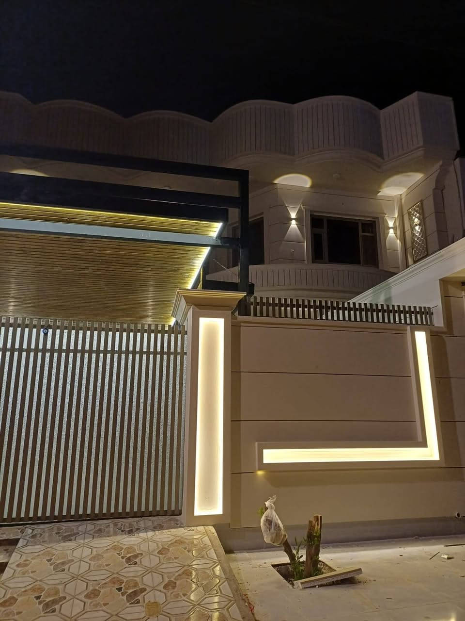 يعلن معمل حداد بأداره ماجد 
عن استعداده لعمل الحديديه 
 بحرفيه تامه تبهر ذوقكم وناضركم
هدفنا اللمسه الفنيه ودقة الإنجاز  بكفاءه و احترافيه
حيث نعطي ضمانآ أثناء عملنا
من حيث القوه والأمان
  .... ما عليكم  سوى، الاتصال 
***********
