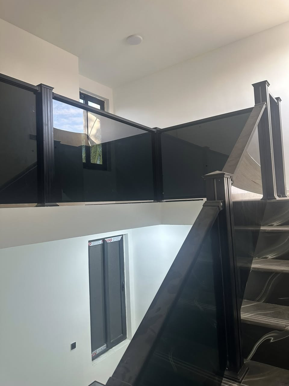 السلام عليكم بيت للبيع مساحه 82متر  في منطقه السيديه ال400من جهت التشجير بناء زيرو 2025للاستفسار*********** غير متواجد ع فيس
