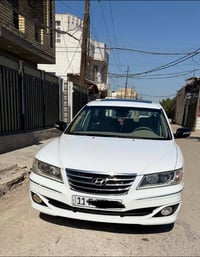 أزيرا ٢٠١١ • محرك ٢٧٠٠ • فتحة سقف