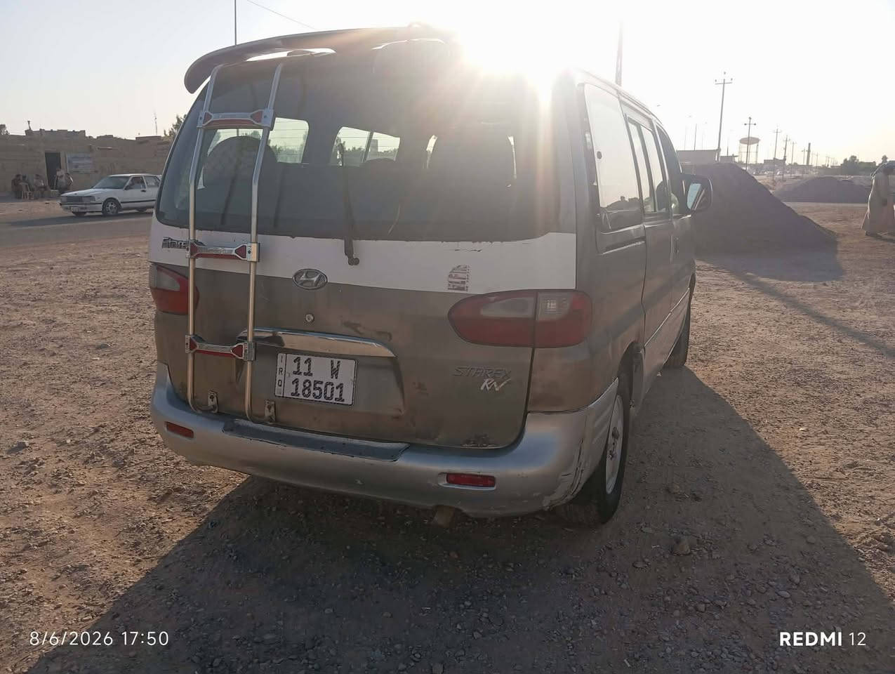 السلام عليكم..
استاركس خصوصي 8راكب موديل 2000 مكينه سوبر كير خير من الله رقم بغداد دولي سنويه جديده لل28 مكان السياره ديالى سد حمرين مكلف بالنشر رقم صاحب السياره سعرها 48 ***********
