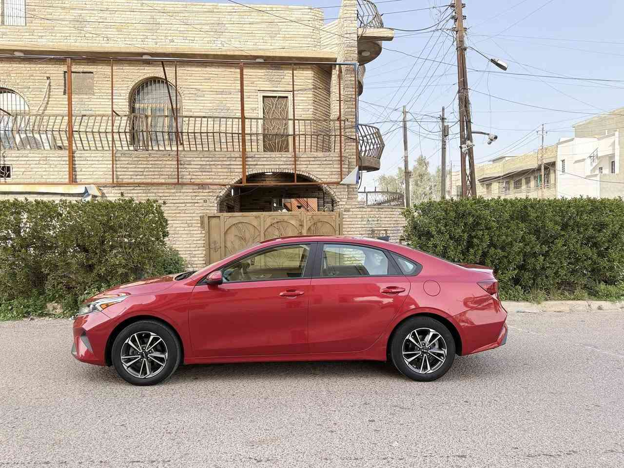 السلام عليكم 🙋🏻‍♂️🌹
للبيع KiA فورتي موديل 2024 دخول جديد ترقيم جديد رقم بغداد بأسمي تحويل ثاني يوم مشروع وطني وارد أمريكي مكفوله من الصبغ بدون حادث تخريب فاتحين جاملغ وراجع نفسه بلادي وباب سائق أصلي بدون صبغ لون مكفوله من صبغ ليبل واحد كلها 

بجم بلادي شركه سياره جديده يمعنى الكلمه بوضع شركه ماشيه 20 ألف ترايها زيرو مكينه 2000 دوش كير محرك صدر تبريد مكفولات برغي مابيها نقص جاهزه ( حجر بيئه بلادي )

مواصفات 🚘❣️

شاشه كبيره لمس كامره دواره 

رادارات توقف ذاتي عند الاقتراب 

مسار خطي سياقه ذاتيه 

خمسه ويل كب مع تخم تاير جديد 

ثلاث انظمه قياده سمارت ونورمال وسبورت sport 

فول تحكم استيرن أربع جهات بلوتوث حاكيه واي فاي كار بلي 

مدوشمه ارضيه جلد وكشنات سفاري 

سبير ويل كب جديد 

للأستفسار *********** أسيا ❤️

       ***********  عراقنا 

أبو علي مكاني بغداد البياع السعر 157 وبيها مجال ❤️🤍
