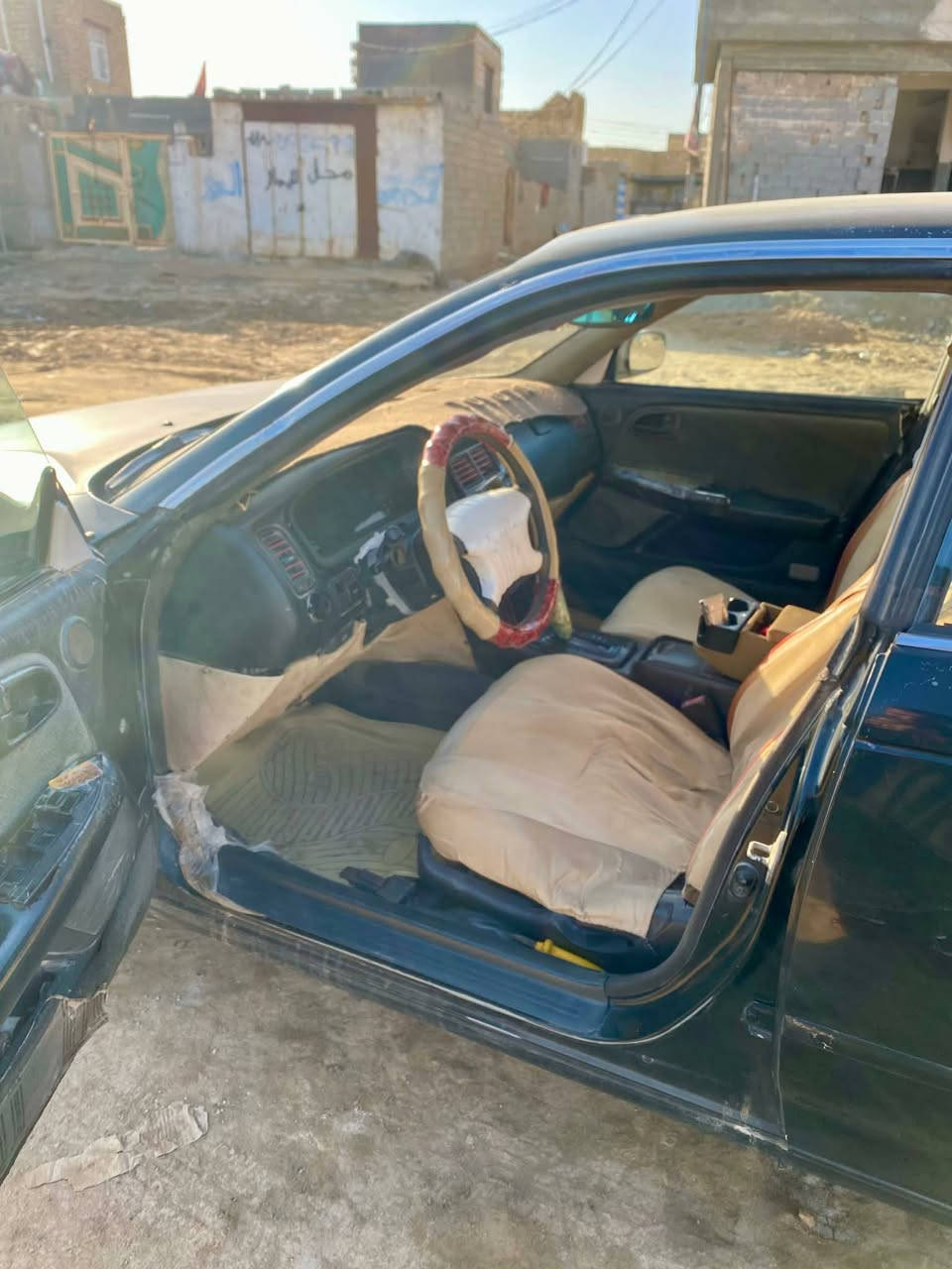 #سلام عليكم سيارة مارك 93مكفوله من الكص والنقل الجثه مكينه وكير ونجي مكفولات تخم تاير جواه مشروع وطني نقص تبريد مكان السياره ناصريه بشطرة  اخوان انا مكلف بنشر اتصل علئ رقم صاحب السيارة *********** يوجد واتساب سعره 55 وبي مجال
