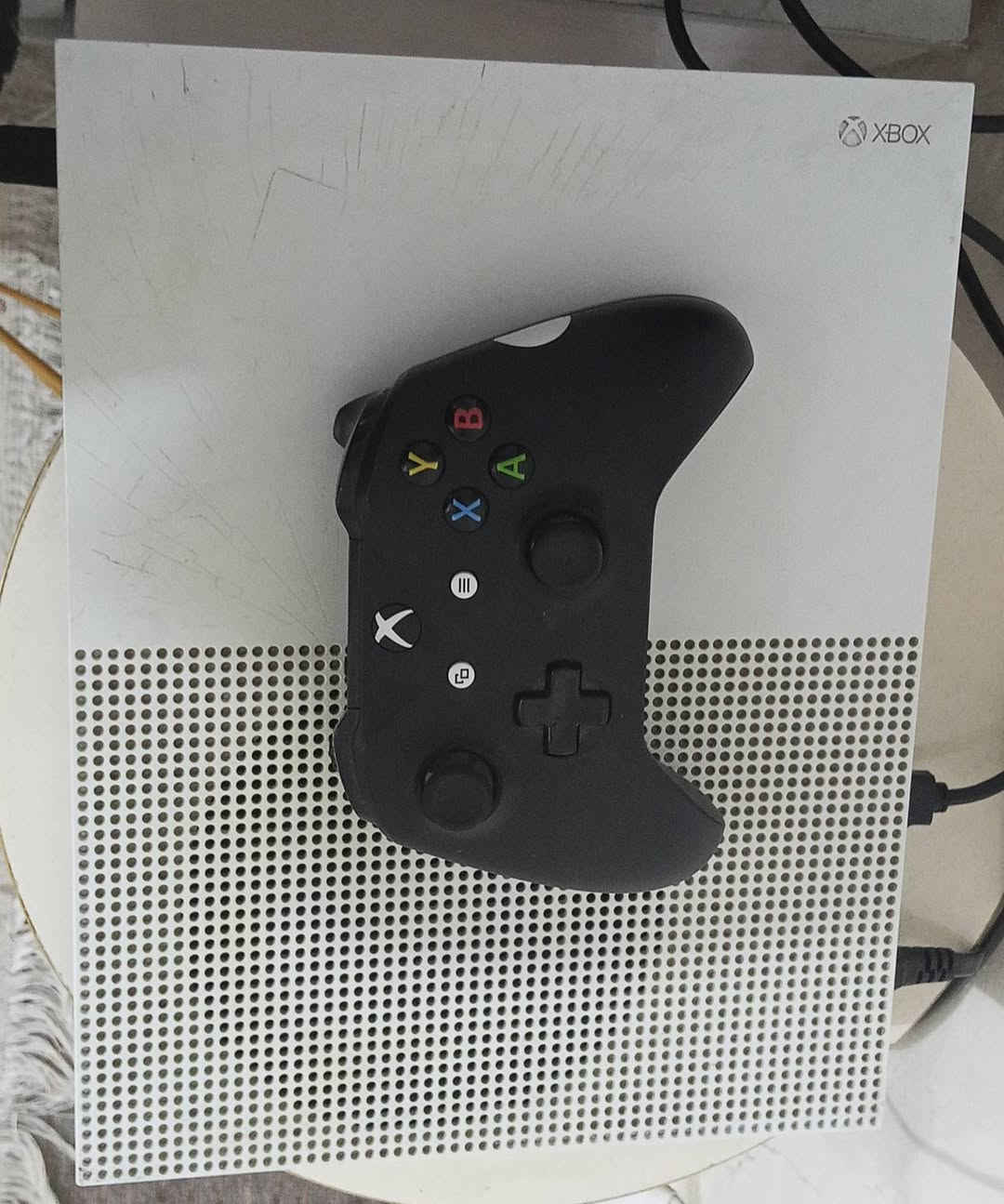 Xbox one s
للبيع 
كيبلاته كاملات 
جوستك واحد 
ما مفتوح لوك ستيكر 
باله استعمال شهرين عراقي 
سعر 165 شراي خاص 
يوجد توصيل


**إذا كنت صاحب هذا الإعلان وتريد حذفه لأي سبب، رجاءا أرسل رسالة إلى الدعم الفني**