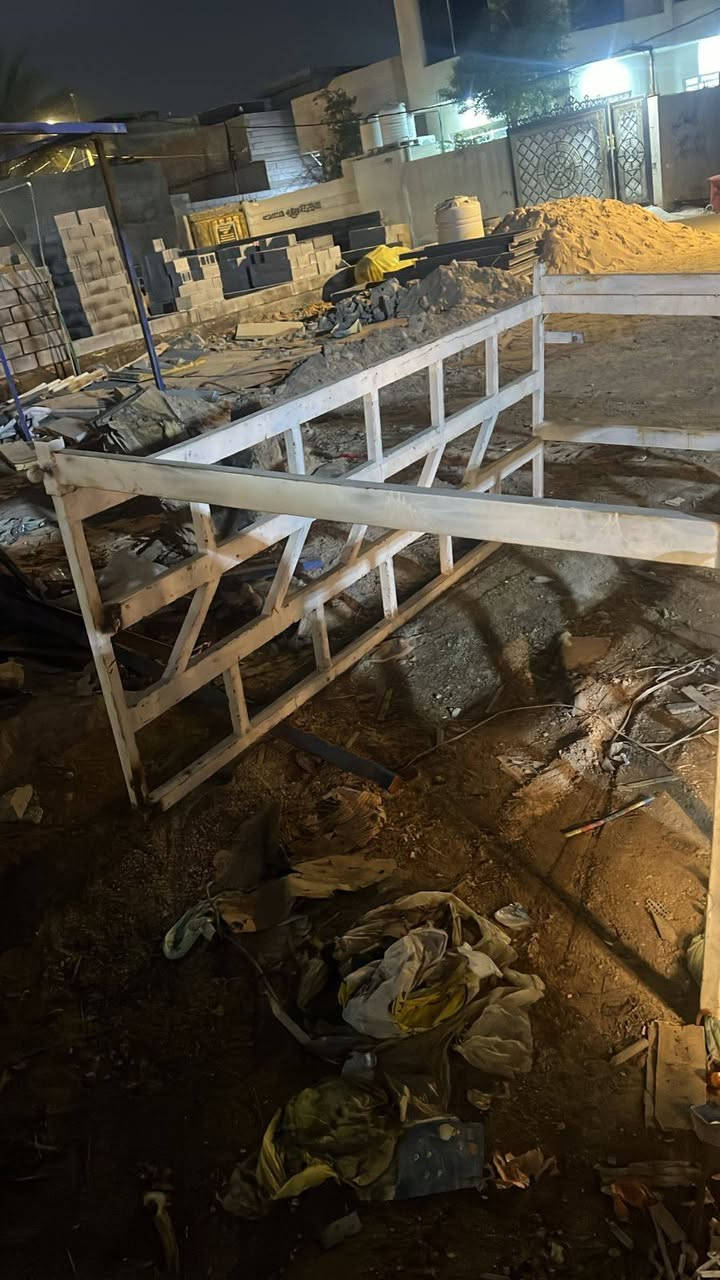 سلام عليكم محجر مال بنكو نثيه مابي خياس نضيف سعر ٢٢٥ وبي مجال مكاني بصره ابو الخصيب ***********
